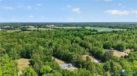 Tiny photo for 4055 Leigh Mountain Road, Green Bay, VA 23942 (MLS # 2611589)