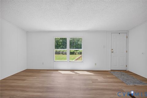 Tiny photo for 4055 Leigh Mountain Road, Green Bay, VA 23942 (MLS # 2611589)