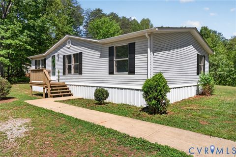 Tiny photo for 4055 Leigh Mountain Road, Green Bay, VA 23942 (MLS # 2611589)