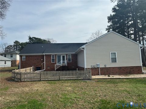 Tiny photo for 8324 Franklin Lane, Mechanicsville, VA 23111 (MLS # 2606132)