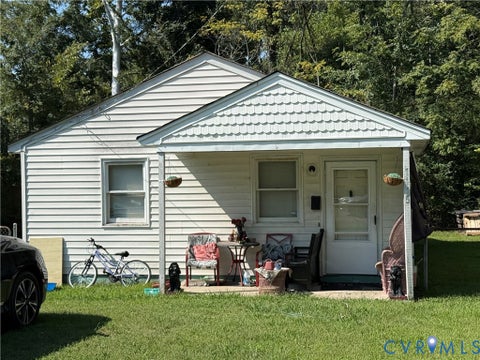 Photo of 1115 6th Street, Petersburg, VA 23803 (MLS # 2625418)
