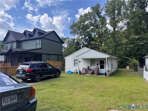 Tiny photo for 1115 6th Street, Petersburg, VA 23803 (MLS # 2625418)