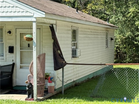 Tiny photo for 1115 6th Street, Petersburg, VA 23803 (MLS # 2625418)