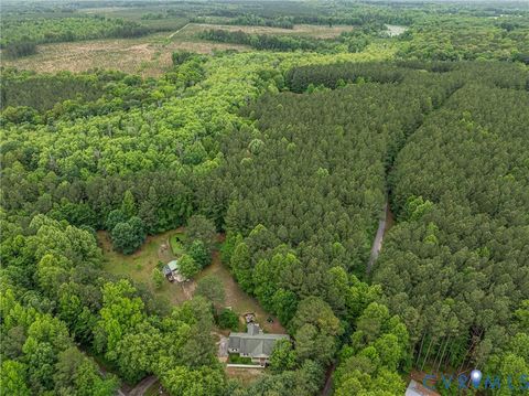 Tiny photo for 17200 Jolly Road, Disputanta, VA 23842 (MLS # 2612856)