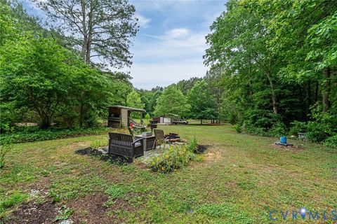 Tiny photo for 17200 Jolly Road, Disputanta, VA 23842 (MLS # 2612856)