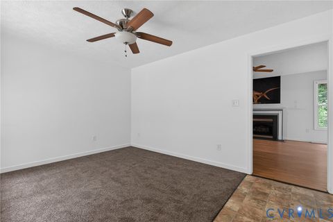 Tiny photo for 17200 Jolly Road, Disputanta, VA 23842 (MLS # 2612856)