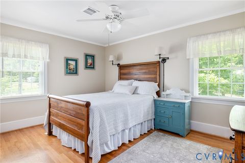Tiny photo for 540 West Main Street, Wakefield, VA 23883 (MLS # 2616472)