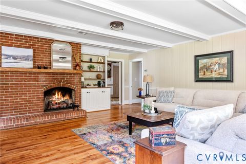Tiny photo for 540 West Main Street, Wakefield, VA 23883 (MLS # 2616472)