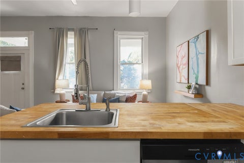 Tiny photo for 2112 Dinwiddie Avenue, Richmond, VA 23224 (MLS # 2628356)
