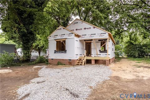 Tiny photo for 211 S 12th Avenue, Hopewell, VA 23860 (MLS # 2613985)