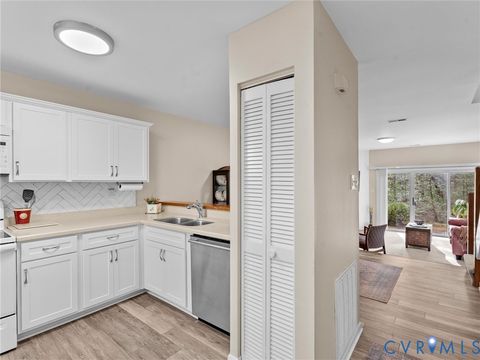 Tiny photo for 2828 Woodbridge Crossing Court, Midlothian, VA 23112 (MLS # 2608557)