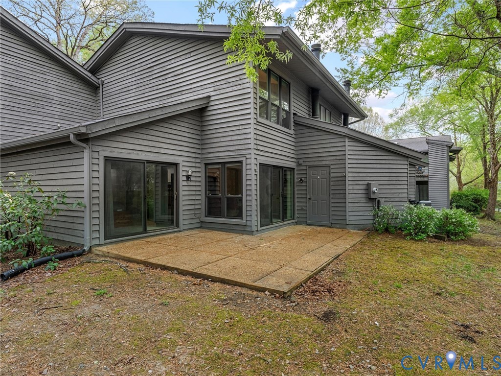 2828 Woodbridge Crossing Court
