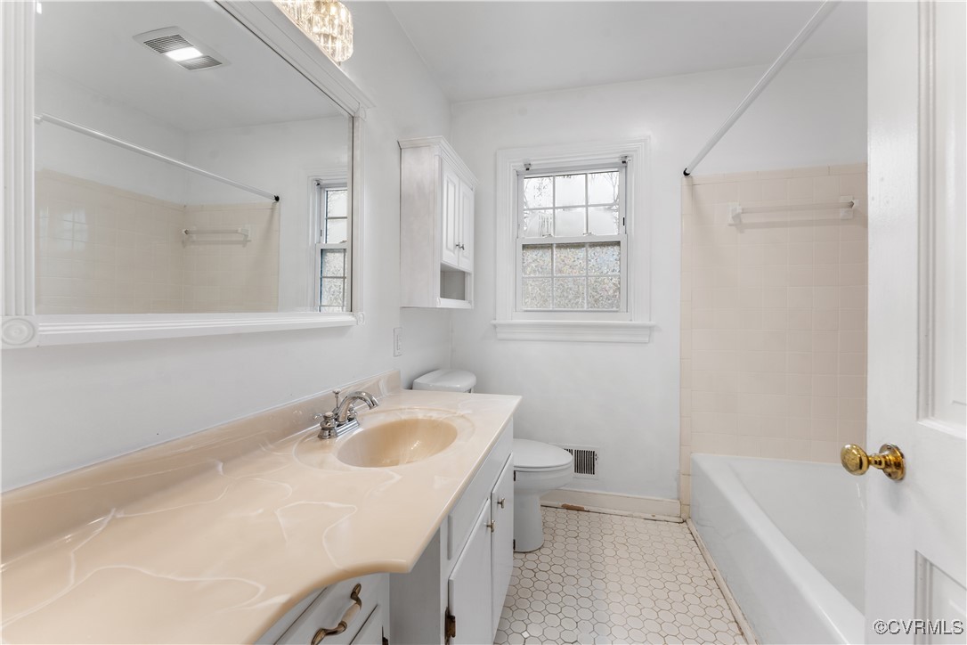 Richmond, Virginia 23225, United States, 3 Bedrooms Bedrooms, ,2 BathroomsBathrooms,Residential,Pending,89366