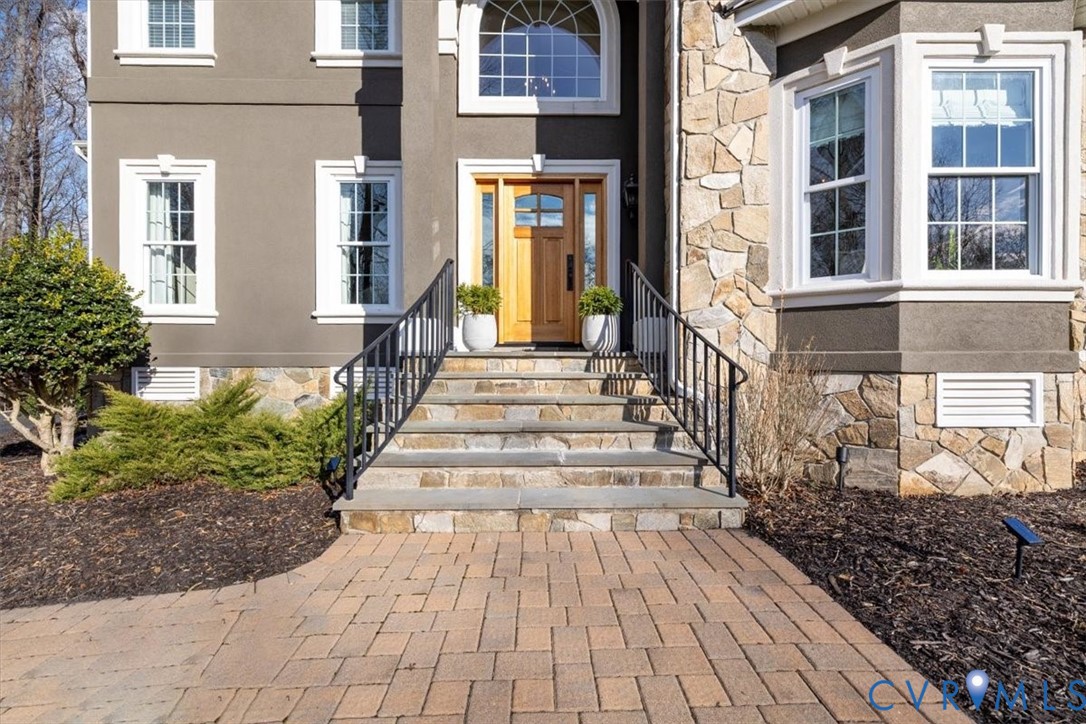 1614 Olde Links Drive