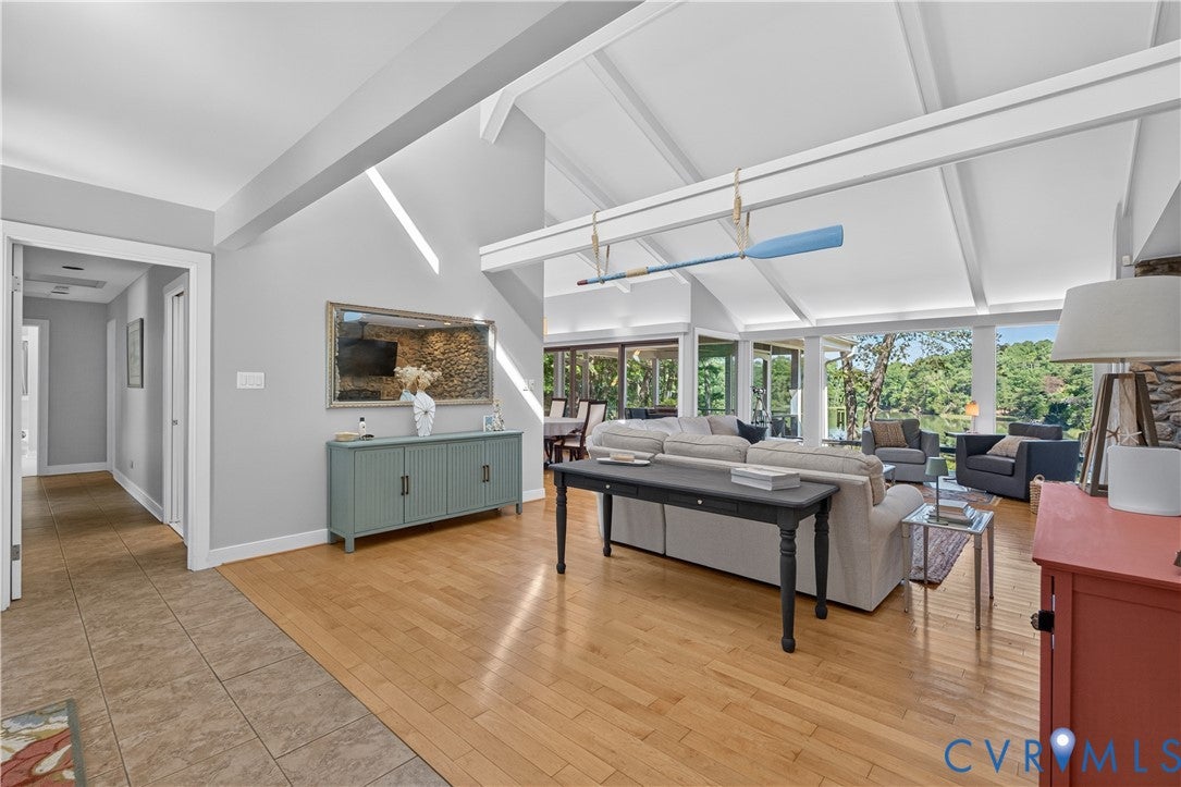 1112 Bennett Farm Road