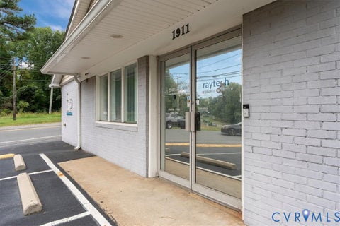 Tiny photo for 1911 Dixon Street, Fredericksburg, VA 22401 (MLS # 2625235)
