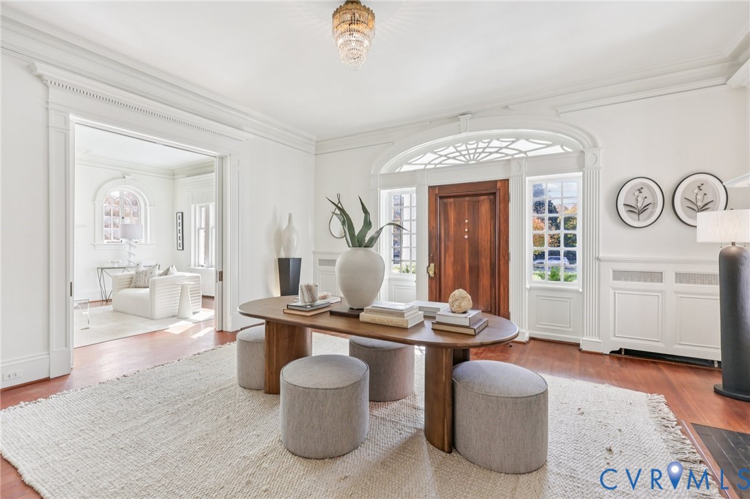 2338 Monument Avenue