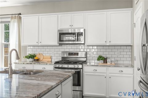Tiny photo for 16829 Thornapple Run, Moseley, VA 23120 (MLS # 2613597)