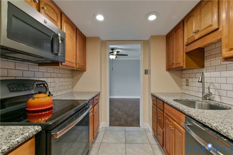 Tiny photo for 2956 Hathaway Road #U607, Richmond, VA 23225 (MLS # 2619280)