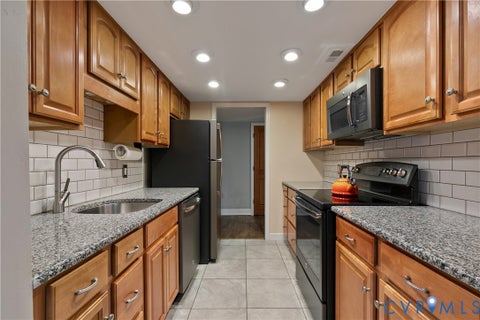 Tiny photo for 2956 Hathaway Road #U607, Richmond, VA 23225 (MLS # 2619280)