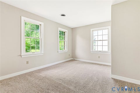 Tiny photo for 9160 Graff Court, Mechanicsville, VA 23116 (MLS # 2617290)