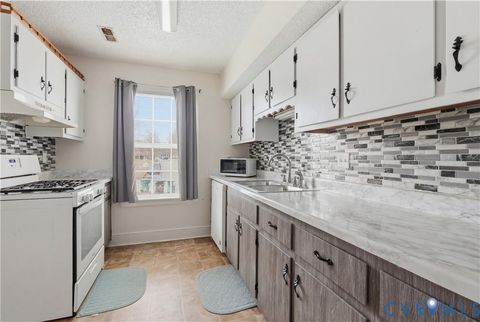 Tiny photo for 161 Lakeview Park Road, Colonial Heights, VA 23834 (MLS # 2603775)