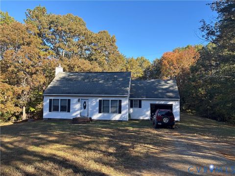 Photo of 2001 S Waterside Drive, Lanexa, VA 23089 (MLS # 2529790)