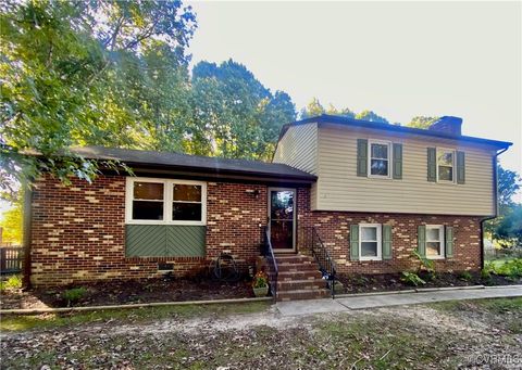 A home in Amelia Courthouse