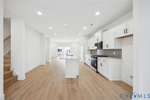 Tiny photo for 15373 Sunray Way, Midlothian, VA 23112 (MLS # 2605328)