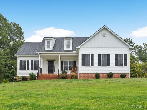 A home in Bumpass