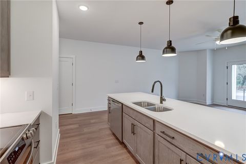 Tiny photo for 115 W 10th Street, Richmond, VA 23224 (MLS # 2609923)