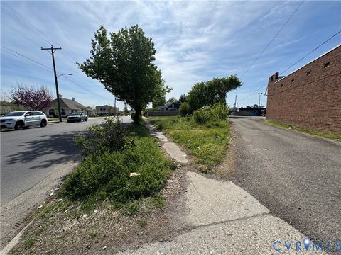 Photo of 1628 N 31st Street, Richmond, VA 23223 (MLS # 2609295)