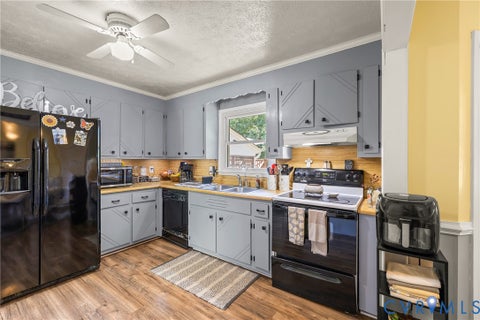 Tiny photo for 4611 Dunkirk Drive, Chester, VA 23831 (MLS # 2625553)