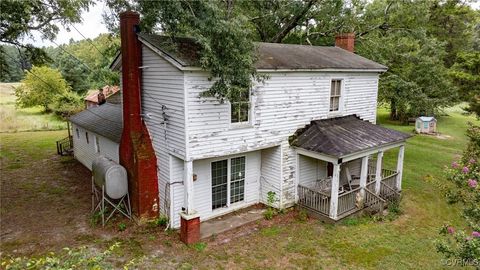 A home in Amelia Courthouse