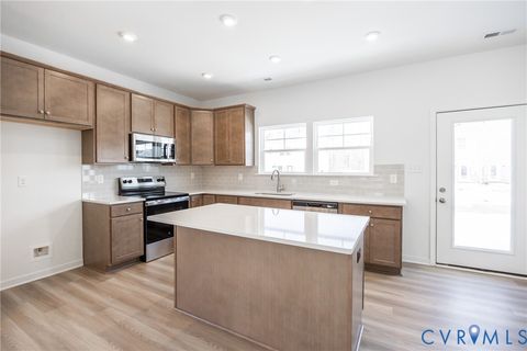 Tiny photo for 245 Whiteside Road, Sandston, VA 23150 (MLS # 2611809)
