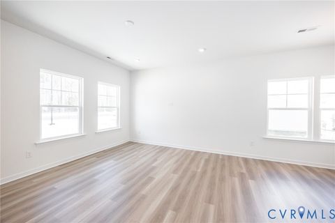Tiny photo for 245 Whiteside Road, Sandston, VA 23150 (MLS # 2611809)