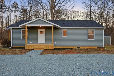 23 Greenwood Drive Louisa VA 23093