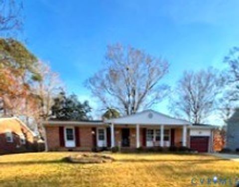 Photo of 61 Sandra Drive, Newport News, VA 23608 (MLS # 2532509)