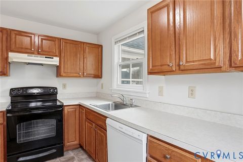 Tiny photo for 6408 Crescent Parkway, Richmond, VA 23226 (MLS # 2603324)