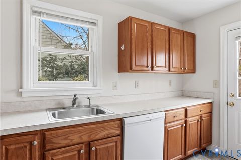 Tiny photo for 6408 Crescent Parkway, Richmond, VA 23226 (MLS # 2603324)