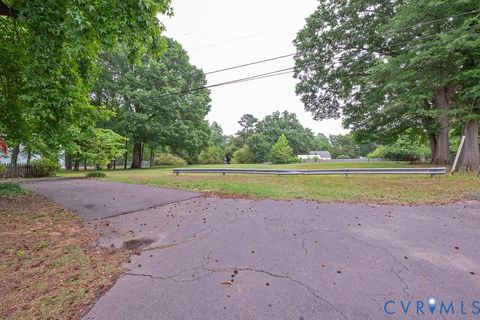 Tiny photo for 5400 Bondsor Lane, Richmond, VA 23225 (MLS # 2613734)