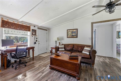 Tiny photo for 2863 Lockett Road, Rice, VA 23966 (MLS # 2628545)