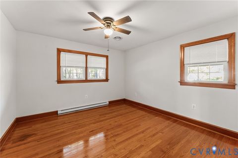 Tiny photo for 2580 Jefferson Avenue, Victoria, VA 23974 (MLS # 2600096)