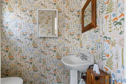 Tiny photo for 4516 Stuart Avenue, Richmond, VA 23221 (MLS # 2605596)