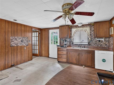 Tiny photo for 64 Lakeside Drive, Columbia, VA 23038 (MLS # 2619781)