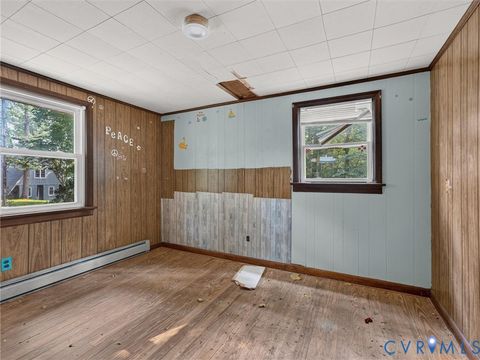 Tiny photo for 64 Lakeside Drive, Columbia, VA 23038 (MLS # 2619781)