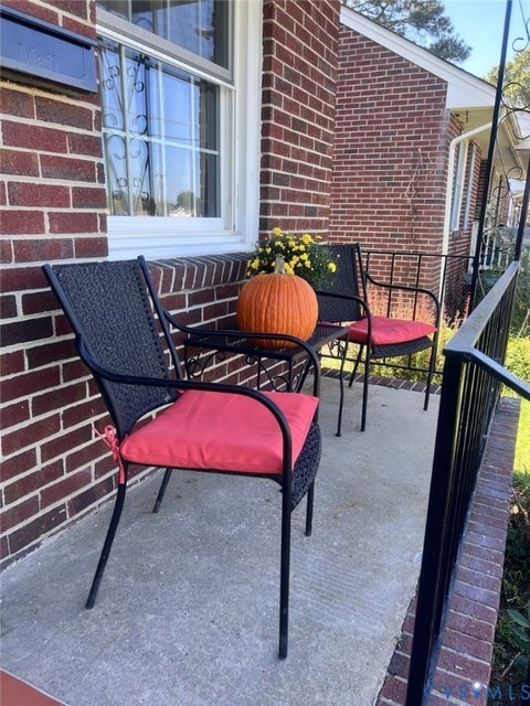 Tiny photo for 404 Ivey Avenue, Colonial Heights, VA 23834 (MLS # 2628174)