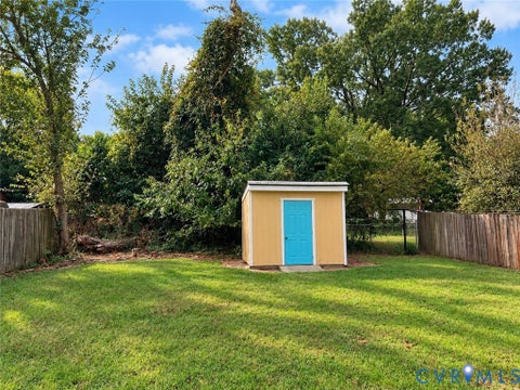Tiny photo for 404 Ivey Avenue, Colonial Heights, VA 23834 (MLS # 2628174)