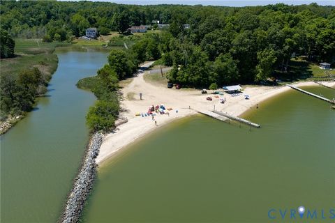 Tiny photo for 102 Riverside Drive, Center Cross, VA 22437 (MLS # 2613337)