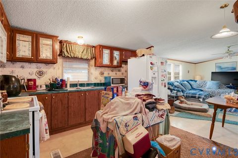 Tiny photo for 21921 Boydton Plank Road, Mc Kenney, VA 23872 (MLS # 2607842)